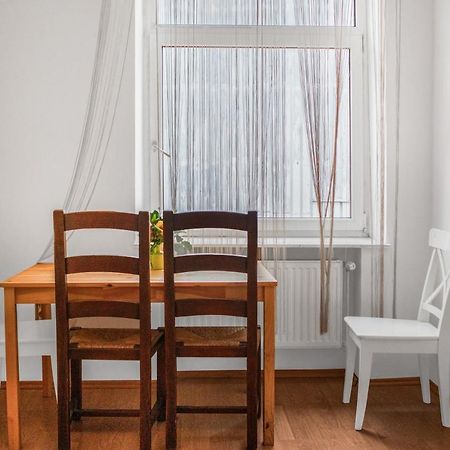 Elegant 2Br Apartment - Near Bahnhof Wien Meidling Bagian luar foto